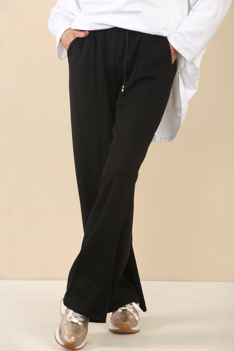 Jolene trousers in black