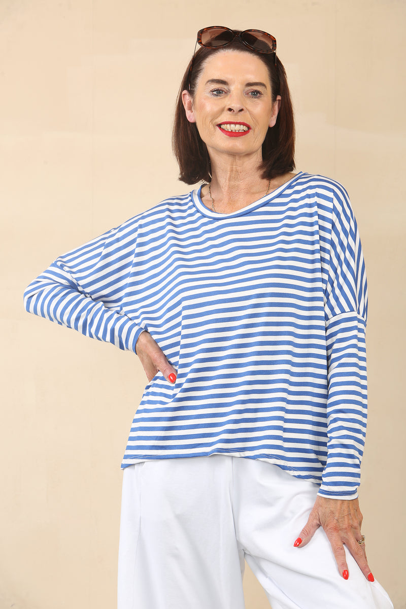 ELLIS ROUND NECK TOP IN BABY BLUE