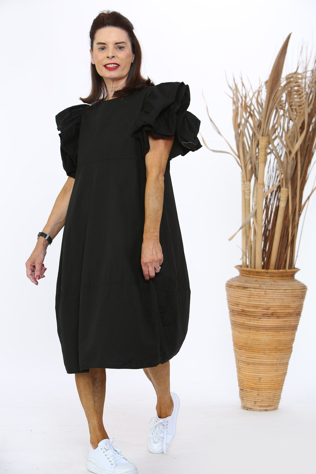 Balloon Sleeve Puff Pleated Style Dress in Summer Black Bond