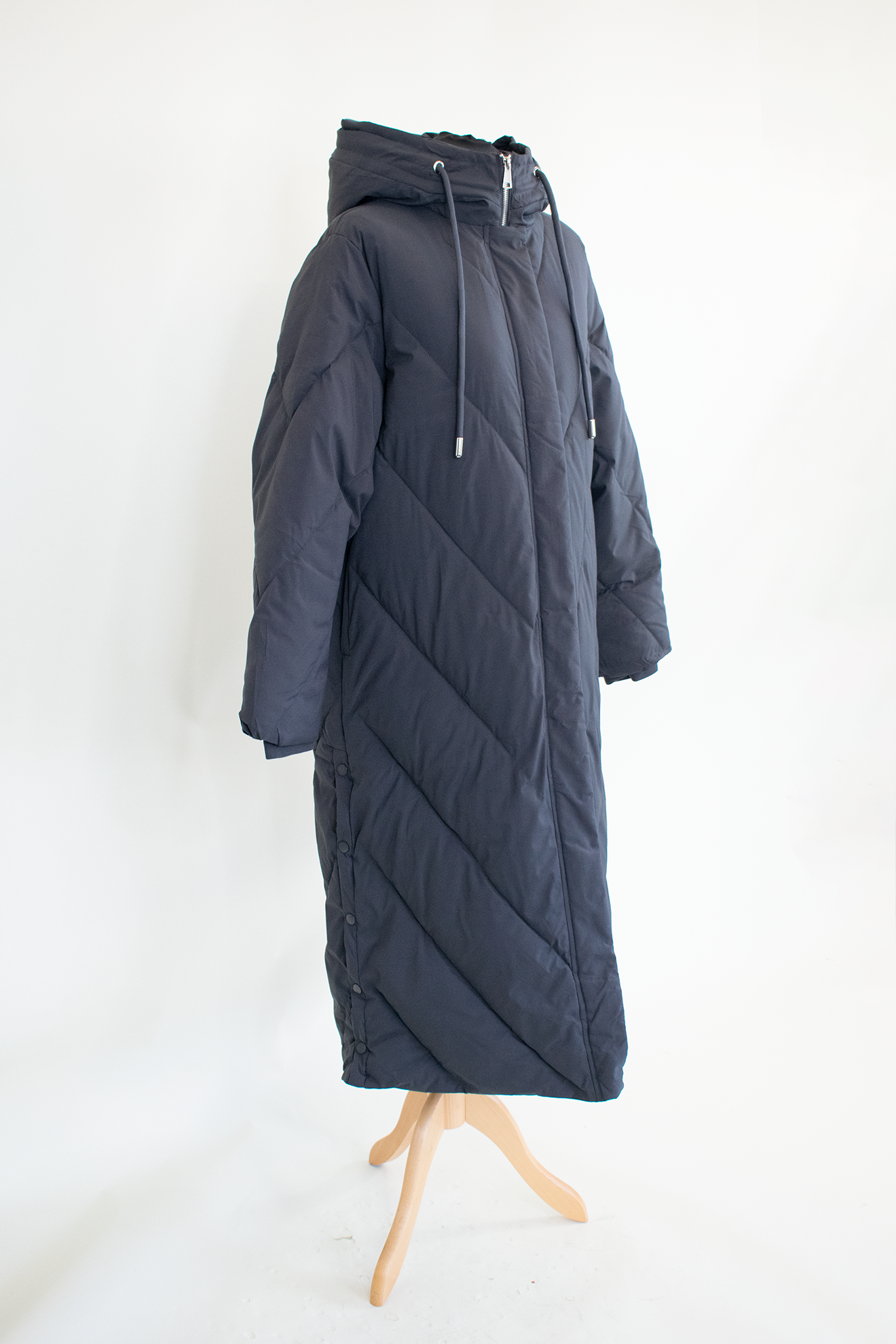 Loraya Hooded Puffer Coat with Quilted Design in Navy – Bond