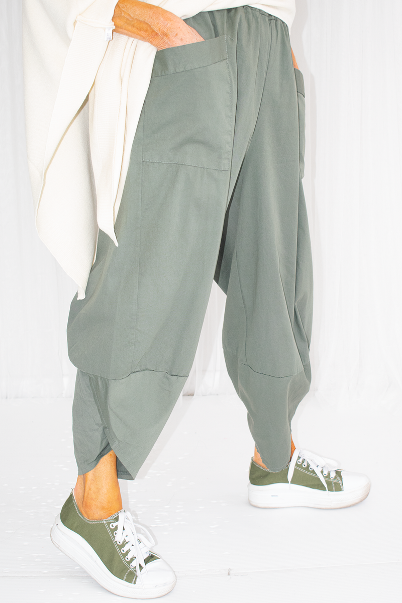 Kennedy Cotton Cocoon Trouser in Khaki