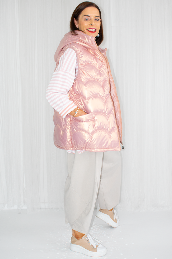 Willow Hooded Gilet in Champagne Pink