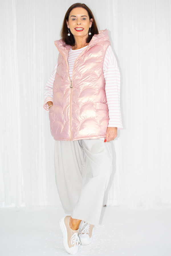 Willow Hooded Gilet in Champagne Pink