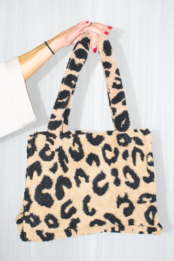 Borg Style Midsize Tote Bag in Leopard Print