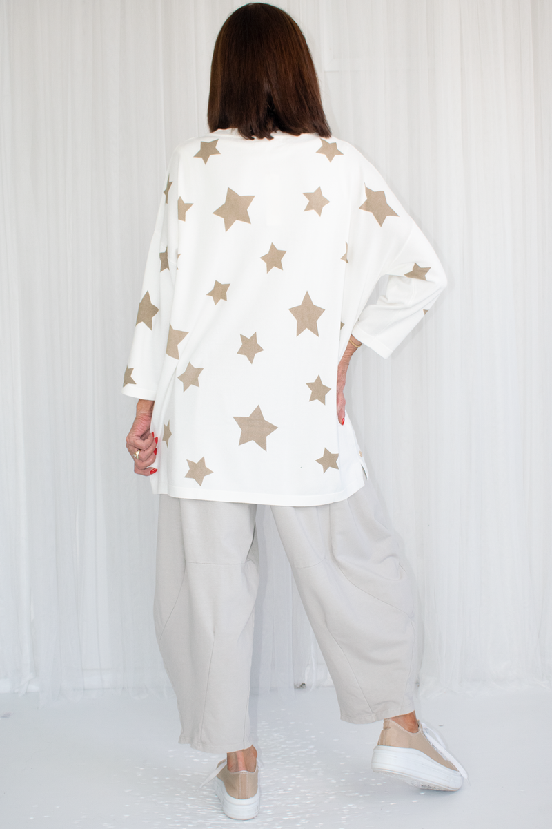 Skylar Star Print Slouch Fine Knit in Cream/Mocha