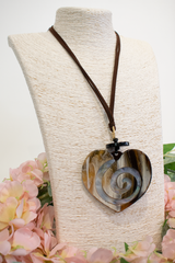 Swirl design resin heart pendant necklace in Brown