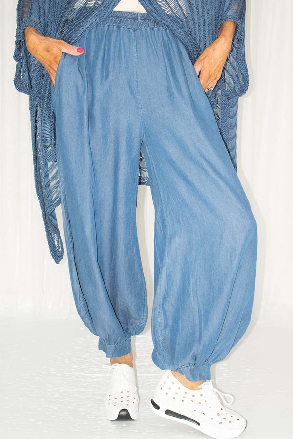 Shona Chambray Balloon Trouser in Wash Denim