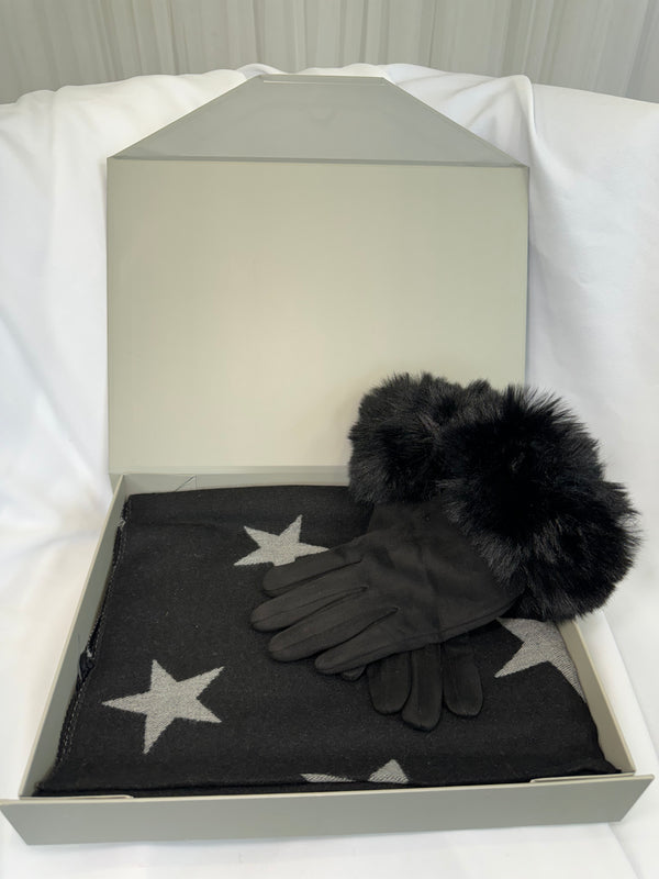 STARBOX SET IN BLACK WITH GREY STARS