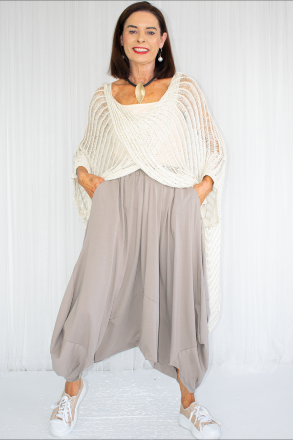 Calina Cross Over Fine Knit in Warm pure white