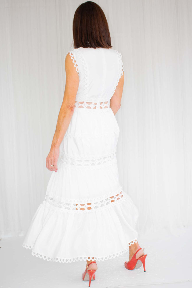 Selema Scalloped V Neckline Lace Dress in White