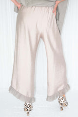 Remi Ruffle Hem Trouser in Mocha