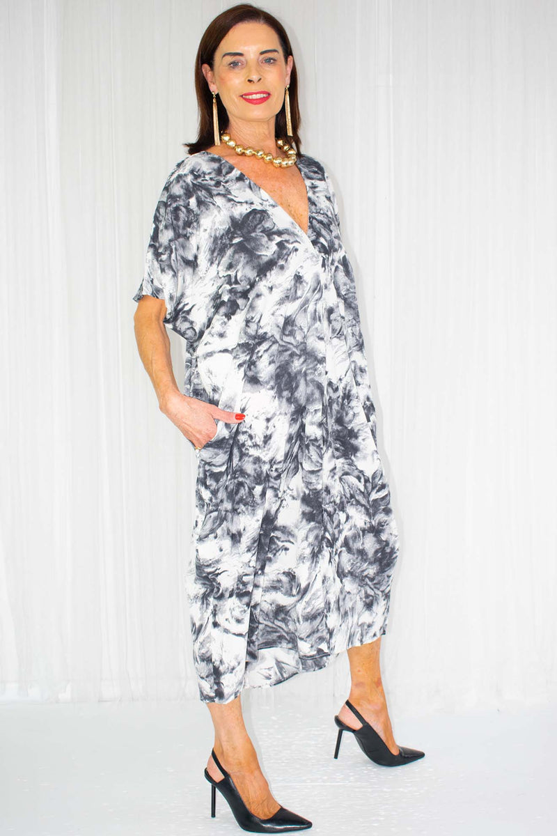 Bryony Batwing V-Neck Slouch Dress in Black Tie-Dye Print