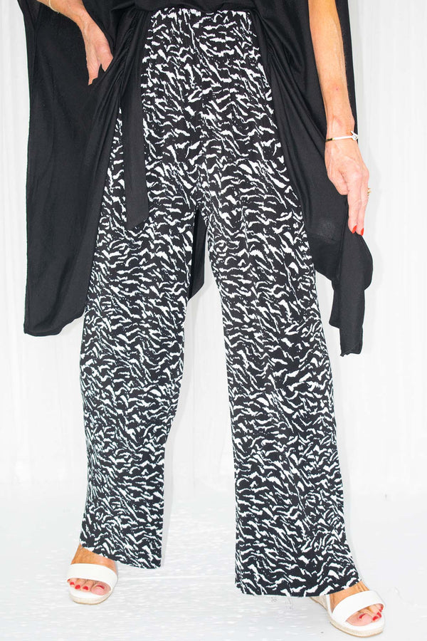 Hailey Wide Leg Pleated Trousers in Zebra Print