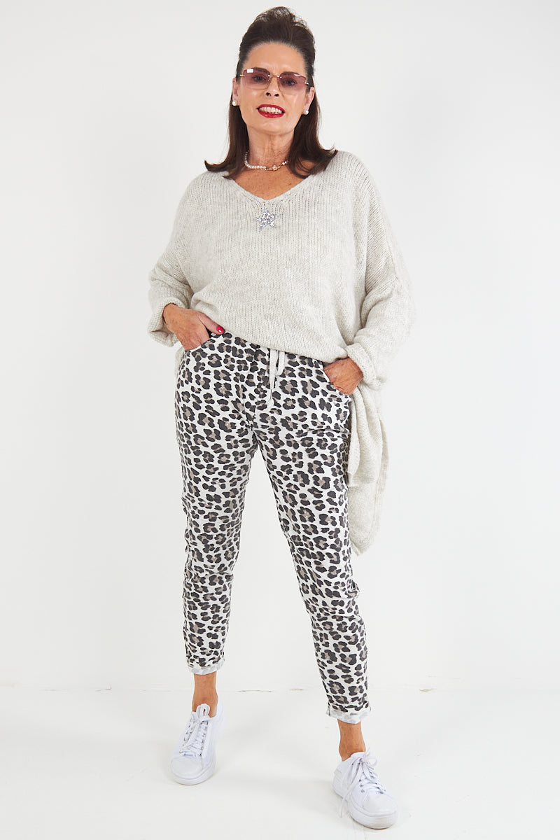 Leopard Print Magic trousers  in  beige with mocha